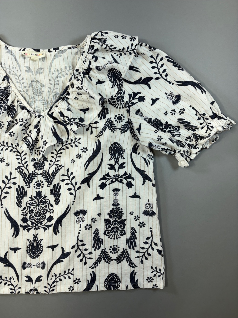 Roller Rabbit Black White Gold Botanical Cotton Lurex Ruffle Boho Top Blouse
